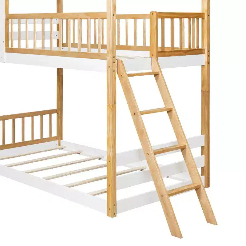 Letto a castello Twin su Twin con tetto e finestra, letto a castello per bambini in legno con scaletta e spondine, struttura in pino massiccio, naturale