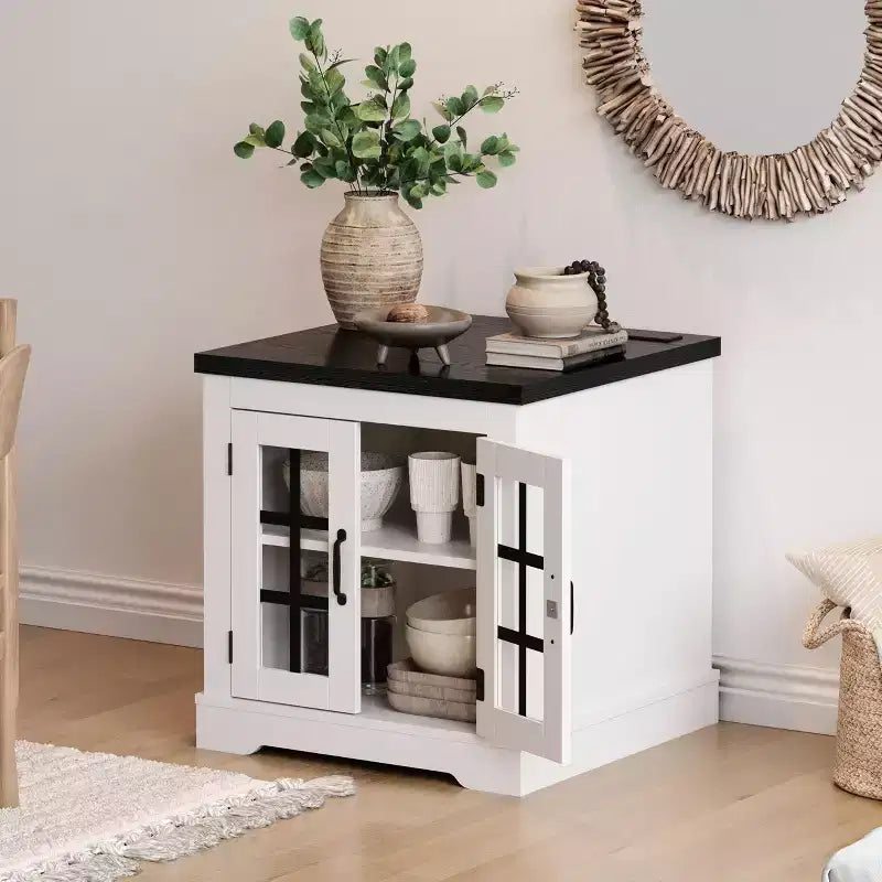 Credenza con Contenitore, Credenza con Ante in Vetro, Presa di Corrente Integrata, Top in Rilievo Nero, per Cucina